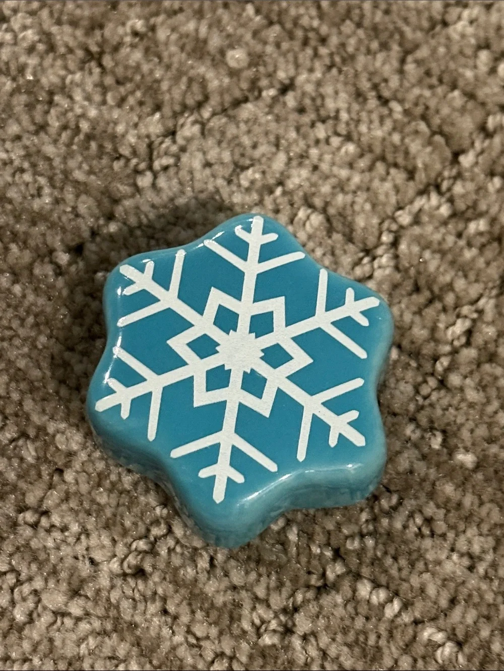Temp-tations ❄️ Seasonal Napkin Holder with Weight and 28 Napkins ❄️ Snowflake